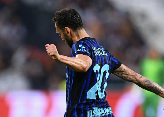 德国双重国, 下半场比赛, 他参与