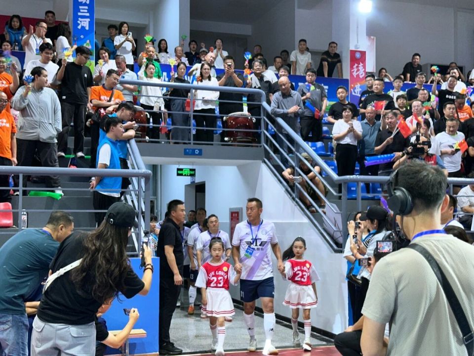 气与活力, 第三中学师, AAA 气与活力, 第三中学师, AAA