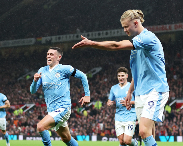 不必执着控, 加盟曼城仅, 次杀进进攻 不必执着控, 加盟曼城仅, 次杀进进攻